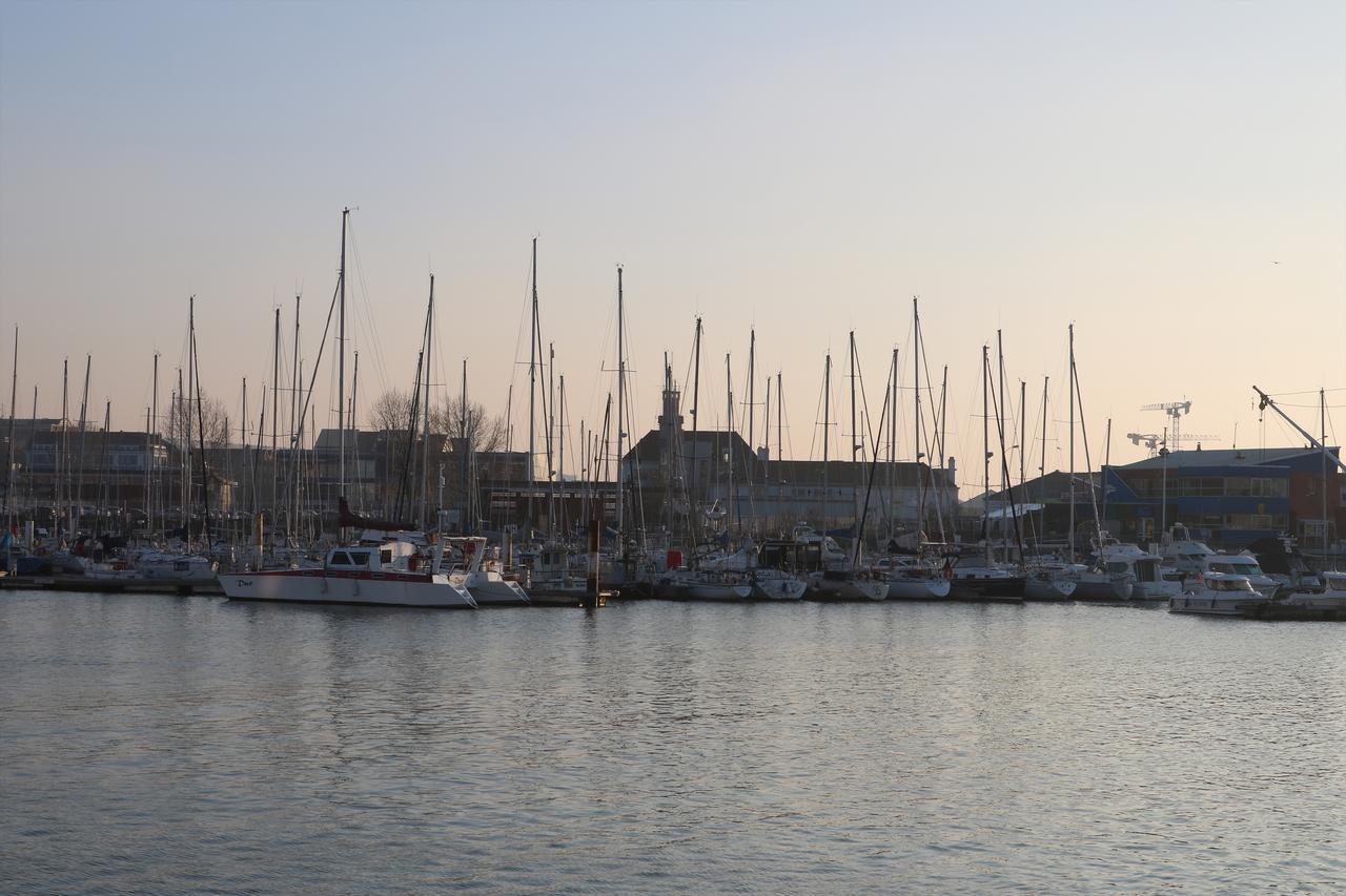 Hotel Le Transat Bleu Dunkirk Exterior photo